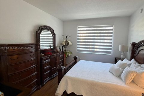 Copropriété à louer à Miami, Floride: 3 chambres, 131.92 m2 № 2005216 - photo 19