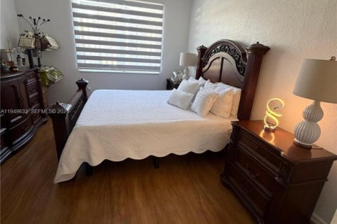 Copropriété à louer à Miami, Floride: 3 chambres, 131.92 m2 № 2005216 - photo 20