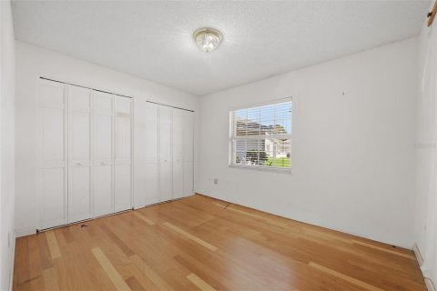 House in Orlando, Florida 4 bedrooms, 130.06 sq.m. № 2416813 - photo 22