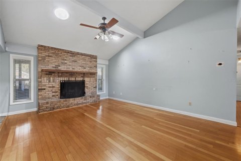 House in Orlando, Florida 4 bedrooms, 130.06 sq.m. № 2416813 - photo 12
