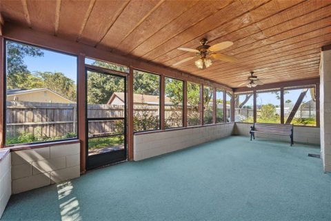 House in Orlando, Florida 4 bedrooms, 130.06 sq.m. № 2416813 - photo 9