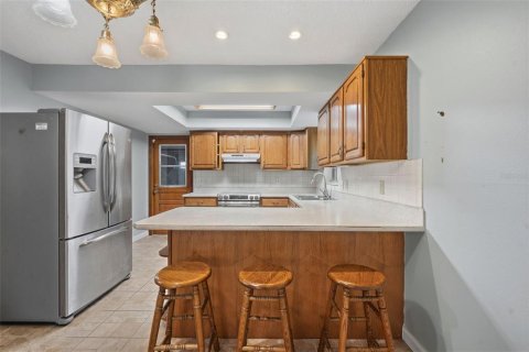 House in Orlando, Florida 4 bedrooms, 130.06 sq.m. № 2416813 - photo 19