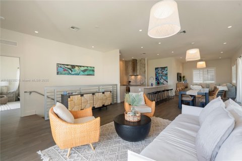 Купить виллу или дом в Исламорада, Вилладж оф Айлендс, Флорида 4 спальни, 279.08м2, № 1922067 - фото 6