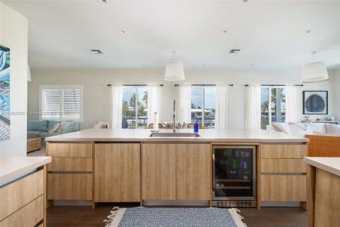 Купить виллу или дом в Исламорада, Вилладж оф Айлендс, Флорида 4 спальни, 279.08м2, № 1922067 - фото 19