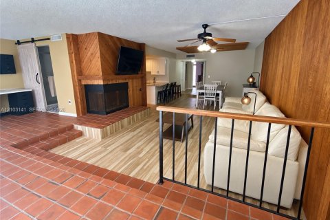 Copropriété à vendre à Miami, Floride: 2 chambres, 136.57 m2 № 2416128 - photo 2