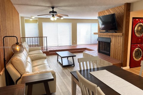 Copropriété à vendre à Miami, Floride: 2 chambres, 136.57 m2 № 2416128 - photo 5