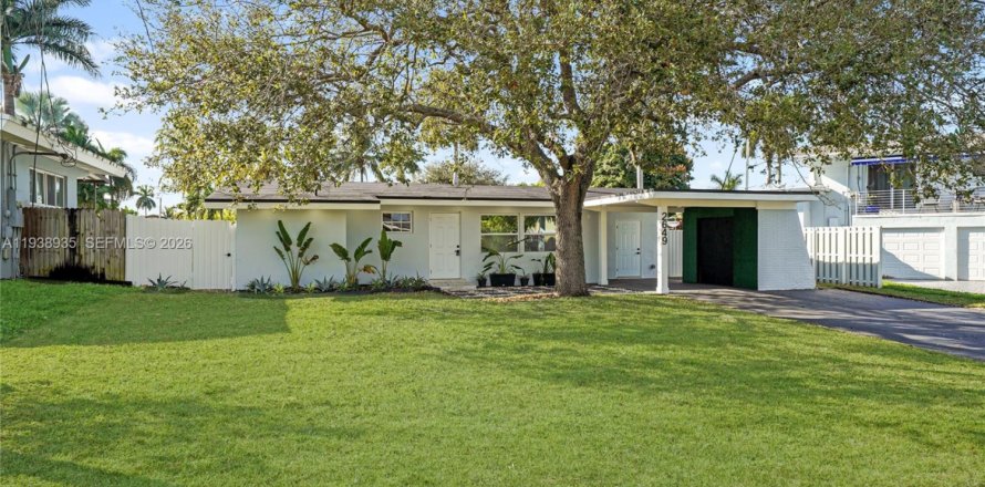 Casa en Fort Lauderdale, Florida 3 dormitorios, 134.71 m2 № 1996720