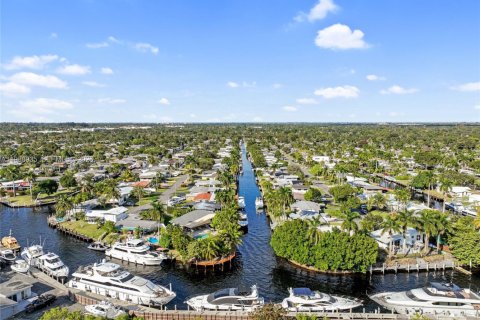 Casa en venta en Fort Lauderdale, Florida, 3 dormitorios, 134.71 m2 № 1996720 - foto 19