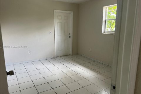 Apartment in Miami, Florida 2 bedrooms, 81.57 sq.m. № 1888226 - photo 9