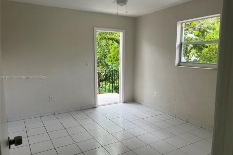 Apartment in Miami, Florida 2 bedrooms, 81.57 sq.m. № 1888226 - photo 11