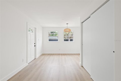 Villa ou maison à vendre à Saint Petersburg, Floride: 2 chambres, 100.89 m2 № 2144050 - photo 20