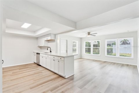 Casa en venta en Venice, Florida, 3 dormitorios, 161 m2 № 1750715 - foto 2