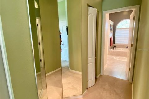 House in Palm Harbor, Florida 5 bedrooms, 315.59 sq.m. № 1757876 - photo 27