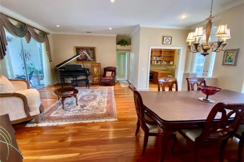 House in Palm Harbor, Florida 5 bedrooms, 315.59 sq.m. № 1757876 - photo 7