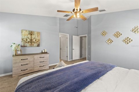 Townhouse in New Port Richey, Florida 3 bedrooms, 154.4 sq.m. № 1893855 - photo 23
