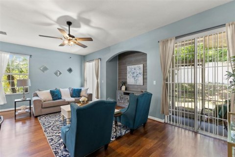 Townhouse in New Port Richey, Florida 3 bedrooms, 154.4 sq.m. № 1893855 - photo 8