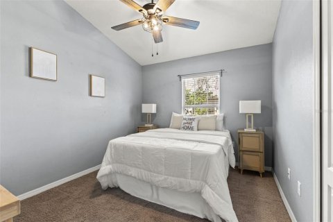 Townhouse in New Port Richey, Florida 3 bedrooms, 154.4 sq.m. № 1893855 - photo 27