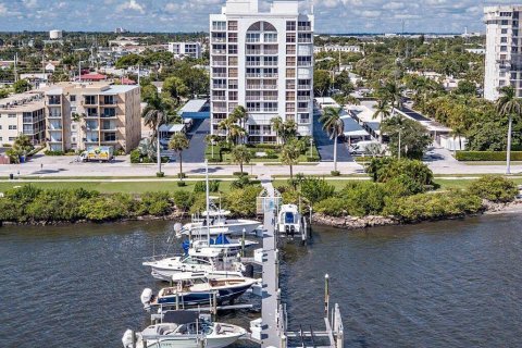 Condo à West Palm Beach, Floride, 2 chambres  № 2275341