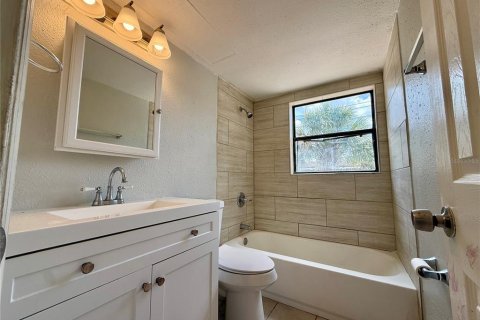 Купить виллу или дом в Клируотер, Флорида 5 комнат, 120.4м2, № 2093846 - фото 6