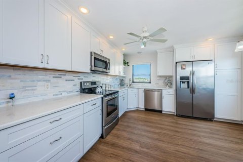 Copropriété à vendre à Dunedin, Floride: 2 chambres, 127.74 m2 № 2431736 - photo 11