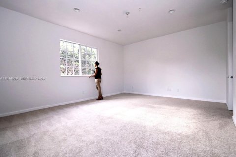 Townhouse in Miramar, Florida 3 bedrooms, 139.35 sq.m. № 2001074 - photo 9