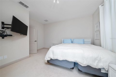 House in Orlando, Florida 4 bedrooms, 275.55 sq.m. № 1778473 - photo 24