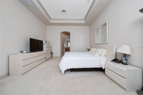 House in Orlando, Florida 4 bedrooms, 275.55 sq.m. № 1778473 - photo 12