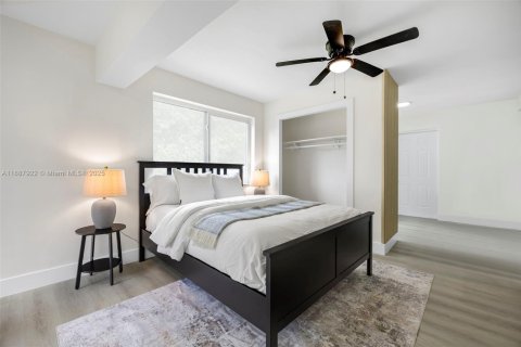 Casa en alquiler en Miami, Florida, 1 dormitorio № 1942031 - foto 6