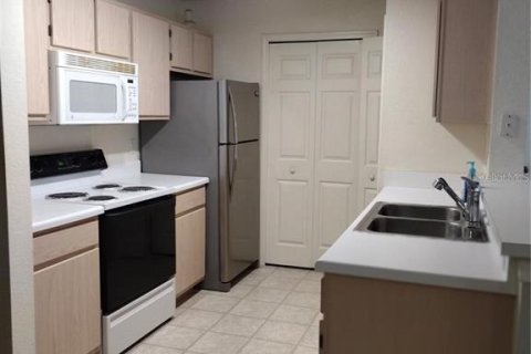Copropriété à louer à Orlando, Floride: 2 chambres, 101.54 m2 № 2430851 - photo 4
