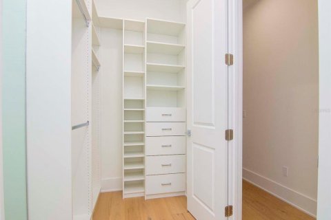 Villa ou maison à vendre à Tampa, Floride: 4 chambres, 424.1 m2 № 2266674 - photo 27