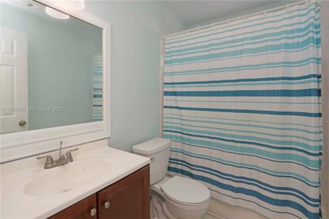 House in Homestead, Florida 4 bedrooms, 148.83 sq.m. № 1995769 - photo 10