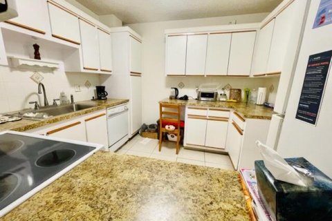 Copropriété à vendre à Boca Raton, Floride: 2 chambres, 108.7 m2 № 2262346 - photo 6