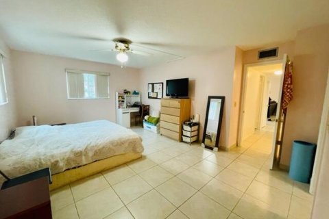 Copropriété à vendre à Boca Raton, Floride: 2 chambres, 108.7 m2 № 2262346 - photo 11