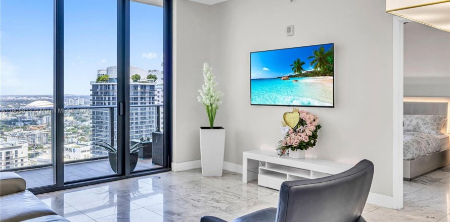 Condominio en Miami, Florida, 2 dormitorios № 1748303