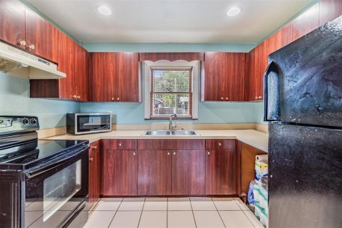 Villa ou maison à vendre à Tampa, Floride: 3 chambres, 122.45 m2 № 1773240 - photo 17