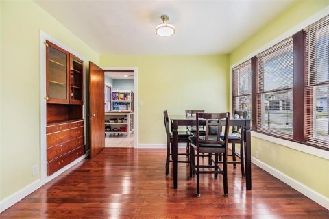 Villa ou maison à vendre à Tampa, Floride: 3 chambres, 122.45 m2 № 1773240 - photo 14