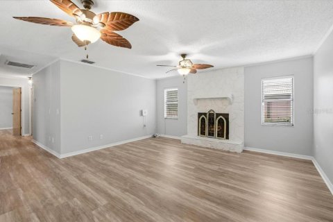 Villa ou maison à vendre à Lake Wales, Floride: 4 chambres, 197.14 m2 № 2142215 - photo 23