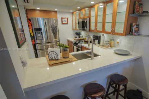 Купить кондоминиум в Майами-Бич, Флорида 1 комната, 69.31м2, № 1995901 - фото 9