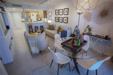 Купить кондоминиум в Майами-Бич, Флорида 1 комната, 69.31м2, № 1995901 - фото 12