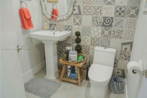 Купить кондоминиум в Майами-Бич, Флорида 1 комната, 69.31м2, № 1995901 - фото 14