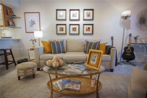 Купить кондоминиум в Майами-Бич, Флорида 1 комната, 69.31м2, № 1995901 - фото 11