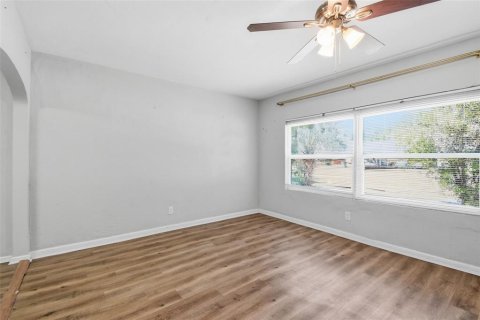 Villa ou maison à vendre à Saint Petersburg, Floride: 2 chambres, 73.02 m2 № 2150642 - photo 28