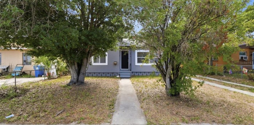 Villa ou maison à Saint Petersburg, Floride 2 chambres, 73.02 m2 № 2150642