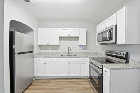 Villa ou maison à vendre à Saint Petersburg, Floride: 2 chambres, 73.02 m2 № 2150642 - photo 15