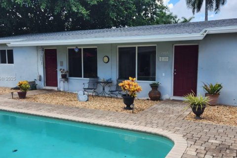 Villa ou maison à louer à Wilton Manors, Floride: 2 chambres, 76.18 m2 № 1929739 - photo 7