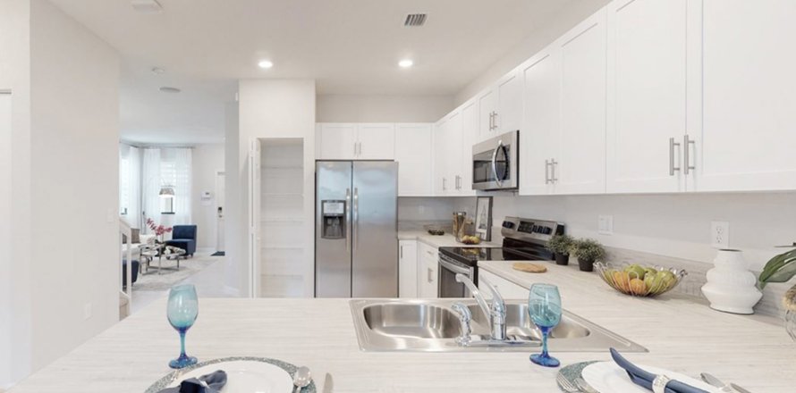 Adosado en WESTVIEW en Miami, Florida 4 dormitorios, 170 m2 № 73106