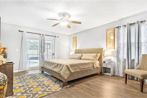 House in Orlando, Florida 3 bedrooms, 137.5 sq.m. № 1670724 - photo 20