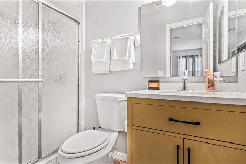 House in Orlando, Florida 3 bedrooms, 137.5 sq.m. № 1670724 - photo 24