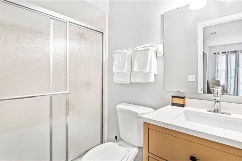 House in Orlando, Florida 3 bedrooms, 137.5 sq.m. № 1670724 - photo 27