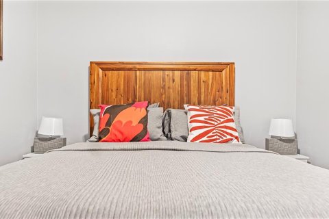 House in Orlando, Florida 3 bedrooms, 137.5 sq.m. № 1670724 - photo 25